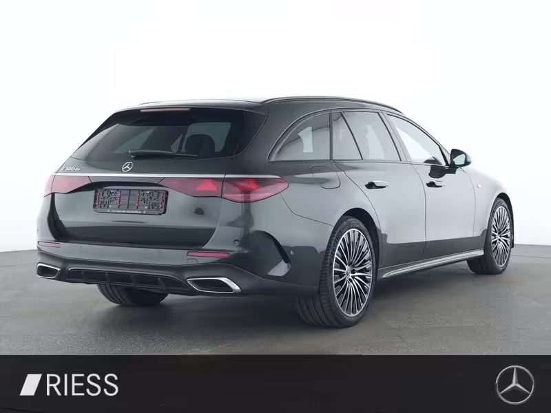 Mercedes-Benz E 300 de T AMG Sport Night Distr Pano HUD AHK 20 E 300 - Bild 3