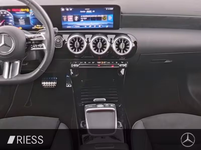 Mercedes-Benz A 250 e AMG Sport Night Distr Pano W-Paket 18 A 250 - Bild 10