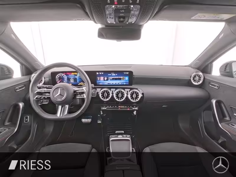 Mercedes-Benz A 250 e AMG Sport Night Distr Pano W-Paket 18 A 250 - Bild 7