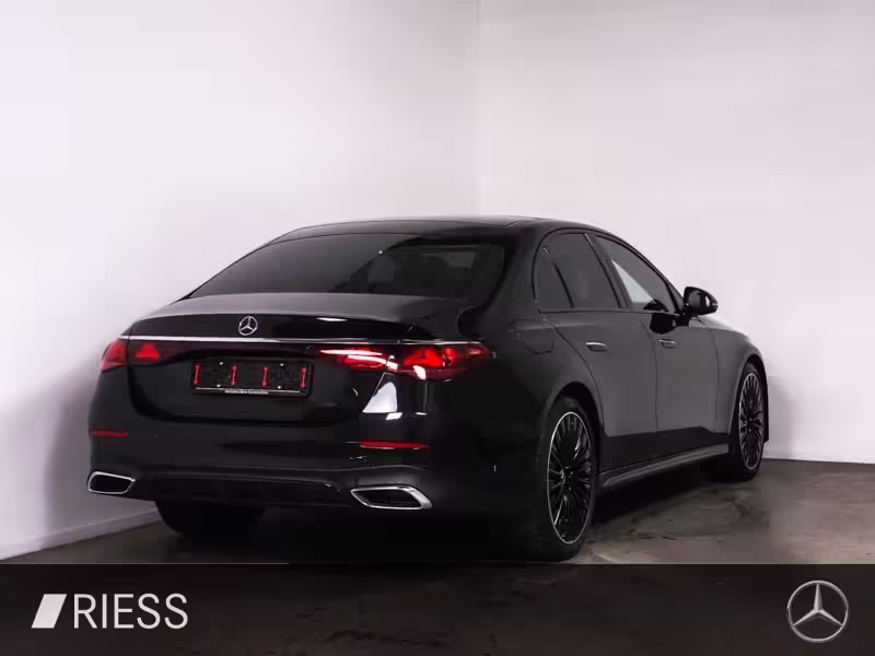 Mercedes-Benz E 220 d AMG Sport Night Distr Pano Superscr 20 E 220 - Bild 4