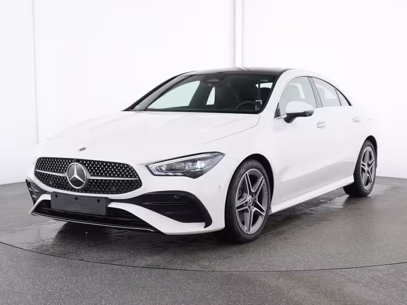 Mercedes-Benz CLA 200 d Coupé AMG PANO KEYL AMBI 360° MULTIB CLA 200 - Bild 2