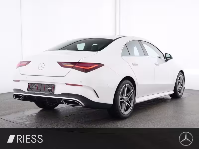 Mercedes-Benz CLA 200 d Coupé AMG PANO KEYL AMBI 360° MULTIB CLA 200 - Bild 3
