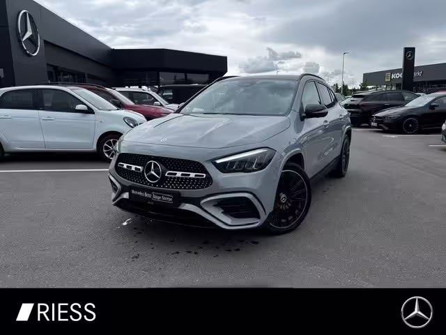 Mercedes-Benz GLA 200 d 4M AMG Sport Night Pano AHK Keyless 20