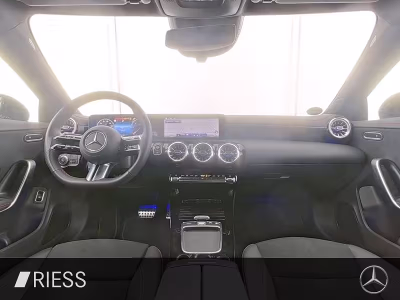 Mercedes-Benz CLA 200 d AMG SPORT PANO NIGHT PREMIUM WINTER-P CLA 200 - Bild 7