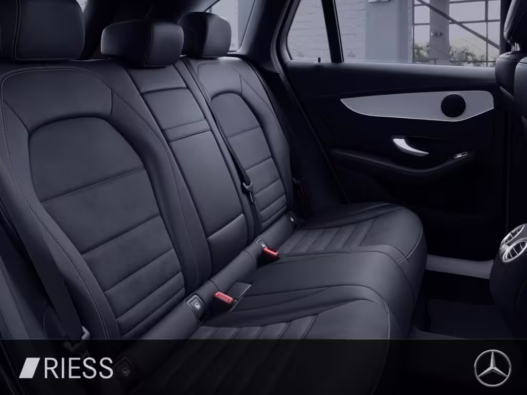Mercedes-Benz GLC 300 4MATIC AMG Night Pano Ambi Kam GLC 300 - Bild 12