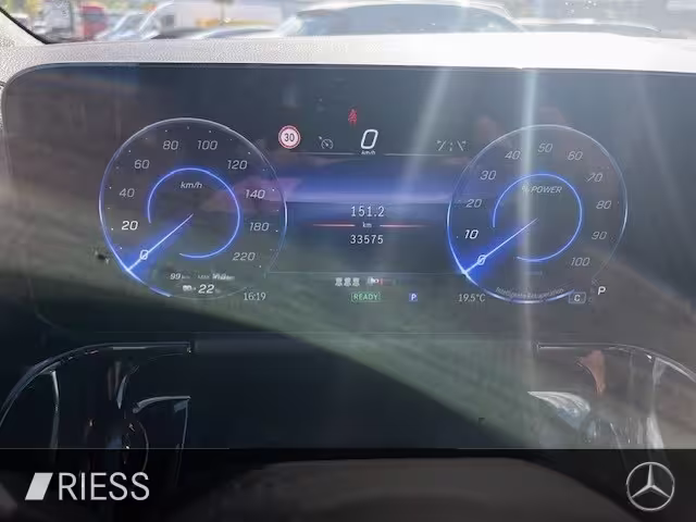 Mercedes-Benz EQA 250 AMG Sport Navi LED AHK Fernlicht 360 18 EQA - Bild 16