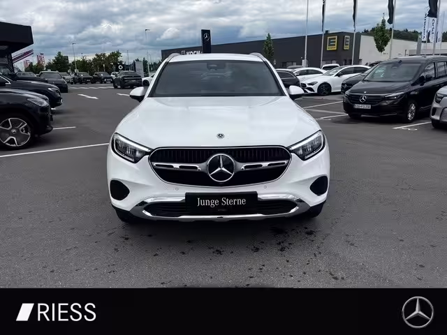 Mercedes-Benz GLC 200 4M Avantgarde Navi LED AHK Keyless 18 GLC 200 - Bild 3