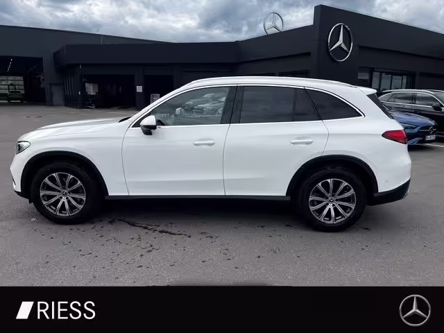 Mercedes-Benz GLC 200 4M Avantgarde Navi LED AHK Keyless 18 GLC 200 - Bild 4