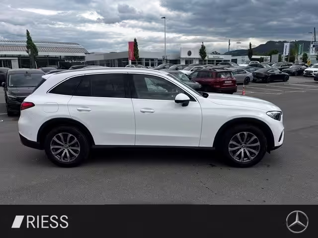 Mercedes-Benz GLC 200 4M Avantgarde Navi LED AHK Keyless 18 GLC 200 - Bild 8