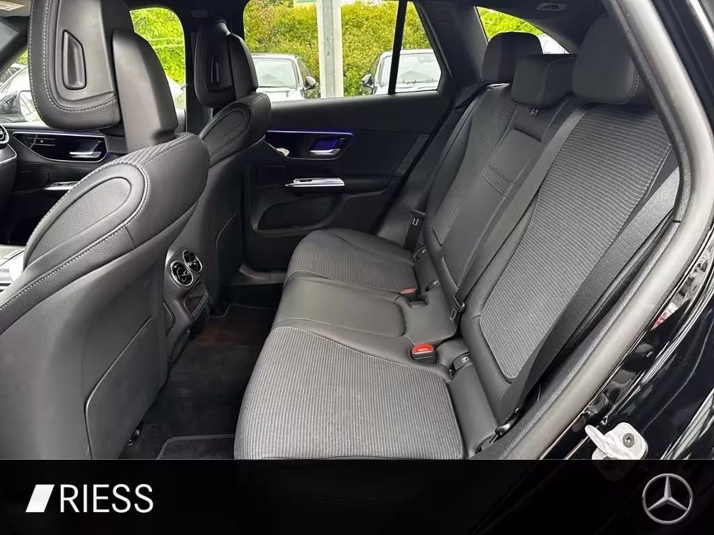 Mercedes-Benz GLC 200 4M Avantgarde Navi LED AHK Keyless 18 GLC 200 - Bild 11