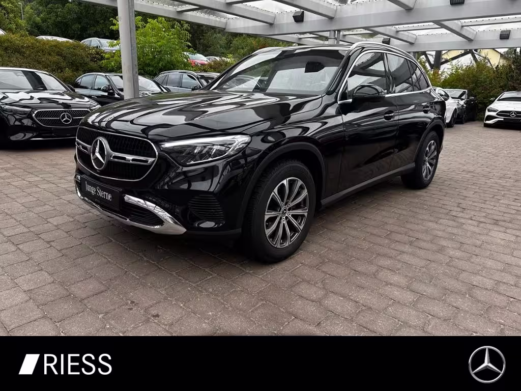 Mercedes-Benz GLC 200 4M Avantgarde Navi LED AHK Keyless 18 GLC 200 - Bild 2