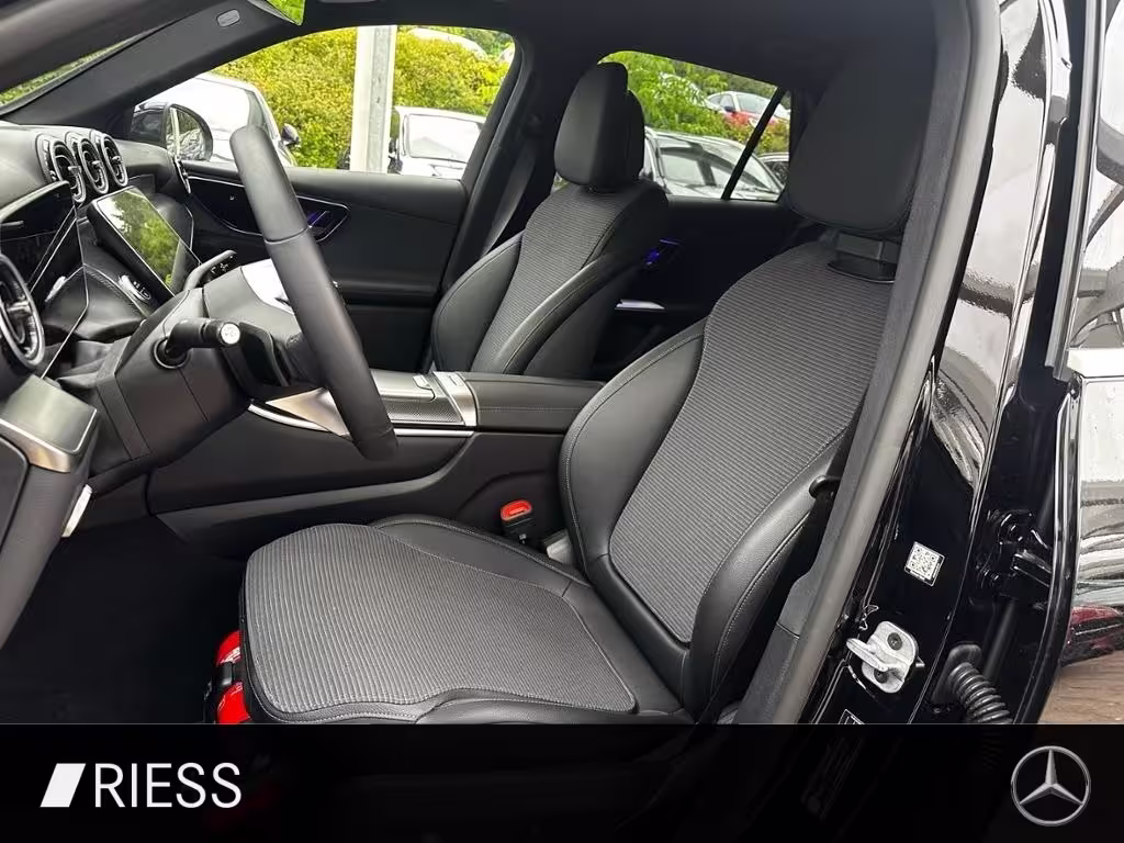 Mercedes-Benz GLC 200 4M Avantgarde Navi LED AHK Keyless 18 GLC 200 - Bild 8