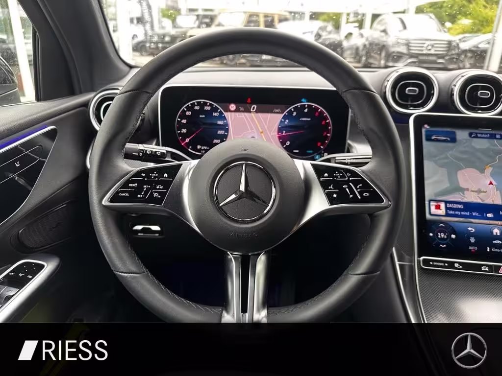 Mercedes-Benz GLC 200 4M Avantgarde Navi LED AHK Keyless 18 GLC 200 - Bild 9