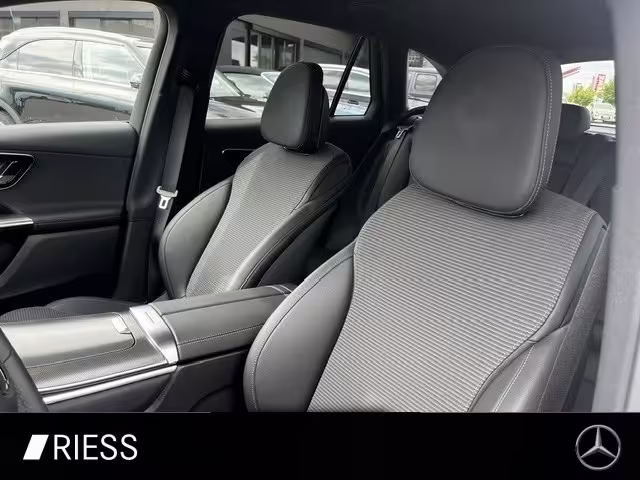 Mercedes-Benz GLC 200 4M Avantgarde Navi LED Keyless AHK 18 GLC 200 - Bild 11