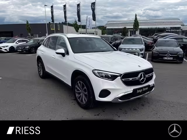 Mercedes-Benz GLC 200 4M Avantgarde Navi LED AHK Keyless 18 GLC 200 - Bild 10