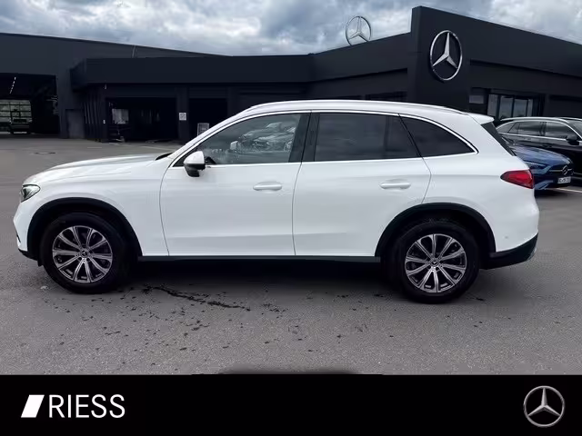 Mercedes-Benz GLC 200 4M Avantgarde Navi LED AHK Keyless 18 GLC 200 - Bild 4