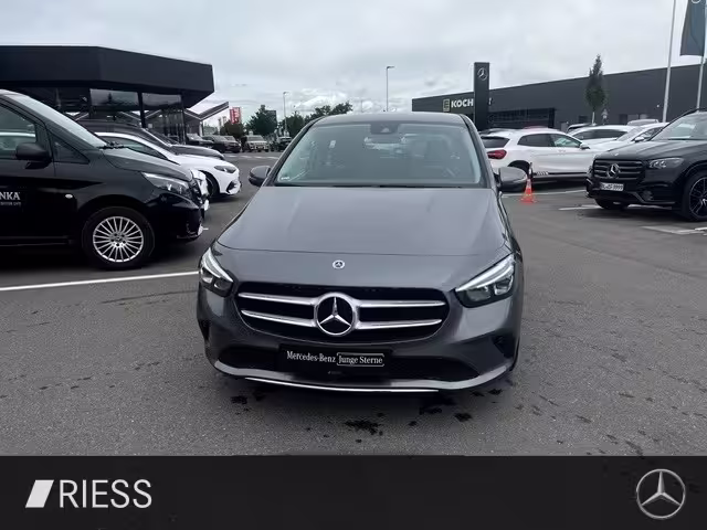 Mercedes-Benz B 180 AUT Kam. KlimaA LED LM PDC ParkAss SHZ B 180 - Bild 3
