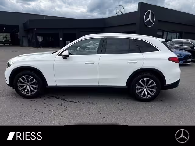 Mercedes-Benz GLC 200 4M Avantgarde Navi LED AHK MBUX Kamera 18 GLC 200 - Bild 4