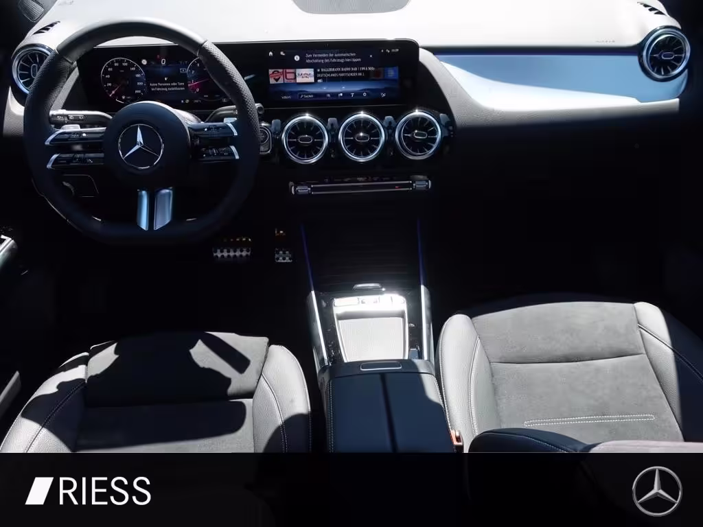 Mercedes-Benz GLA 200 d 4M AMG Sport Night Pano AHK 360 20 GLA 200 - Bild 10