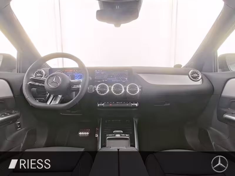Mercedes-Benz EQA 350 4MATIC AMG Sport Night Distr Pano 360 EQA - Bild 6