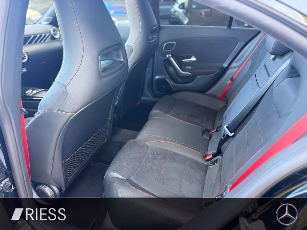 Mercedes-Benz CLA 35 AMG 4MATIC Coupé PANO BURM AERO NGHT II CLA 35 AMG - Bild 7
