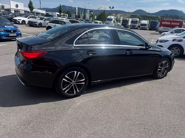 Mercedes-Benz A 200 d Limousine AUT Kam. KlimaA LED LM PDC SHZ A 200 - Bild 5