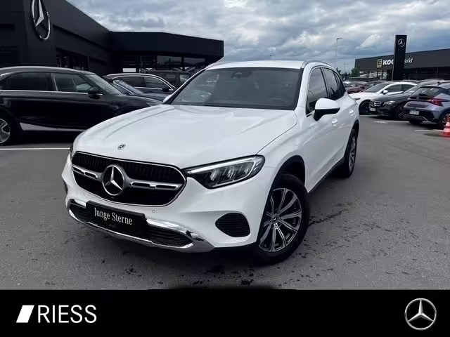 Mercedes-Benz GLC 200 4M Avantgarde Navi LED AHK Keyless 18