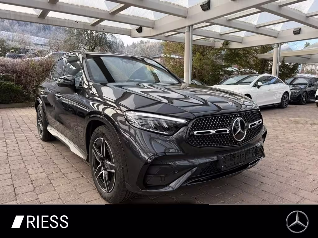 Mercedes-Benz GLC 220 d 4M AMG Sport Night Distr Pano AHK 360 19 GLC 220 - Bild 4