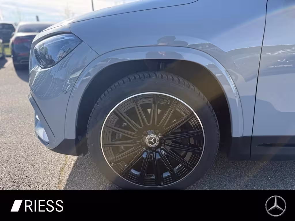 Mercedes-Benz GLA 200 d 4M AMG Sport Night Pano AHK 360 20 GLA 200 - Bild 4