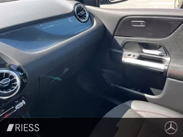 Mercedes-Benz B 200 AMG Sport Distr Vorr AHK Multi LED W-Paket 18 B 200 - Bild 13