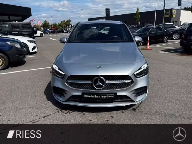 Mercedes-Benz B 200 AMG Sport Distr Vorr AHK Multi LED W-Paket 18 B 200 - Bild 3