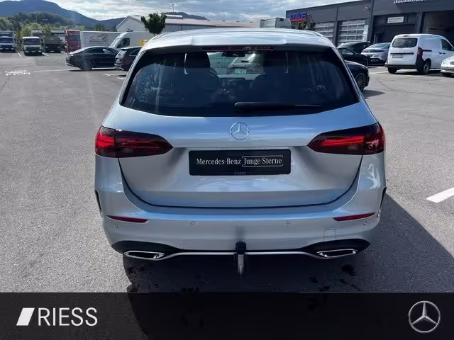 Mercedes-Benz B 200 AMG Sport Distr Vorr AHK Multi LED W-Paket 18 B 200 - Bild 7