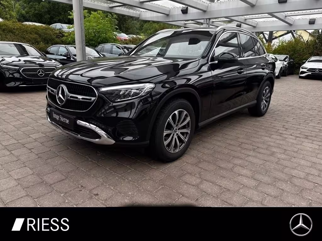 Mercedes-Benz GLC 200 4M Avantgarde Navi LED AHK Kamera 18