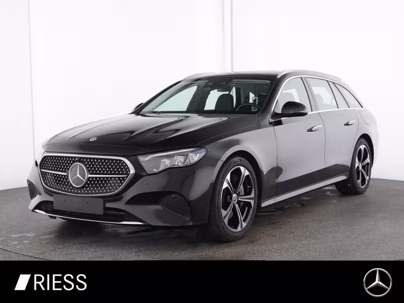 Mercedes-Benz E 300 e T-Modell mit EQ Hybrid Technologie ACC