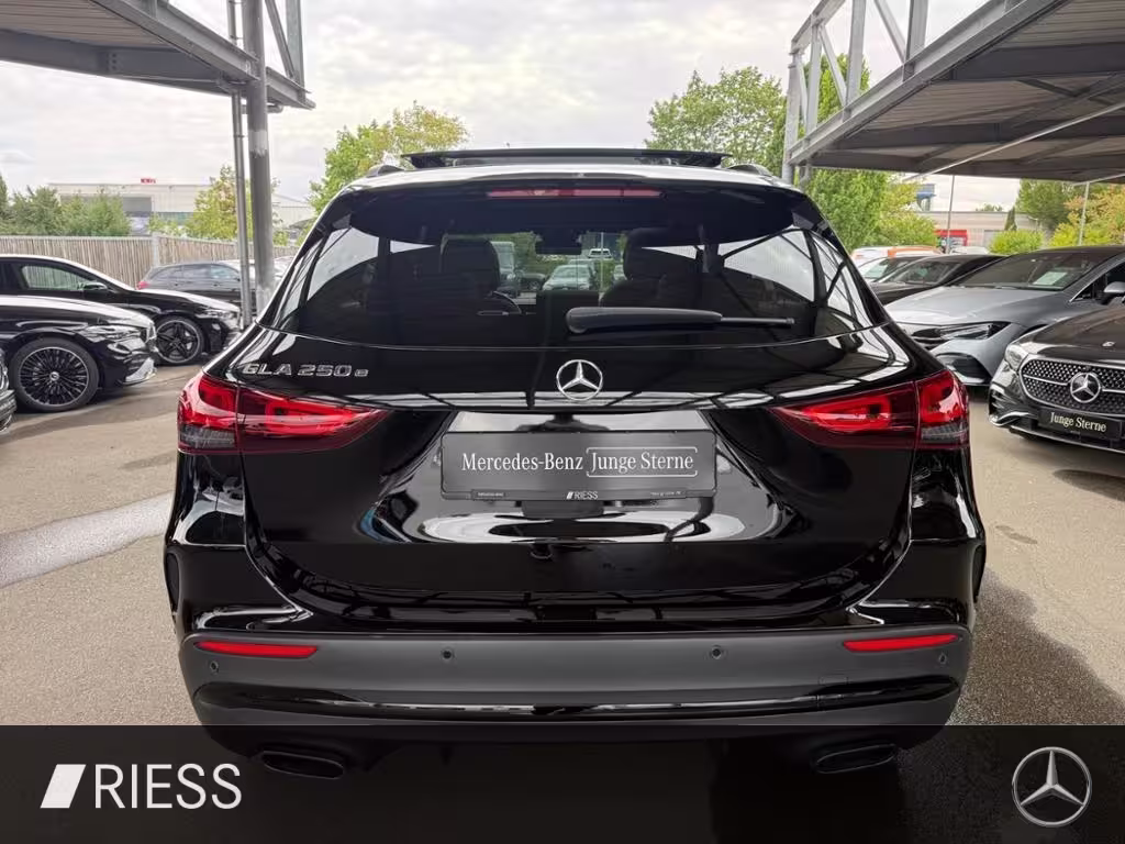Mercedes-Benz GLA 250 e AHK AUT Fernlichtass. Kam. KeyLess LED GLA 250 - Bild 9