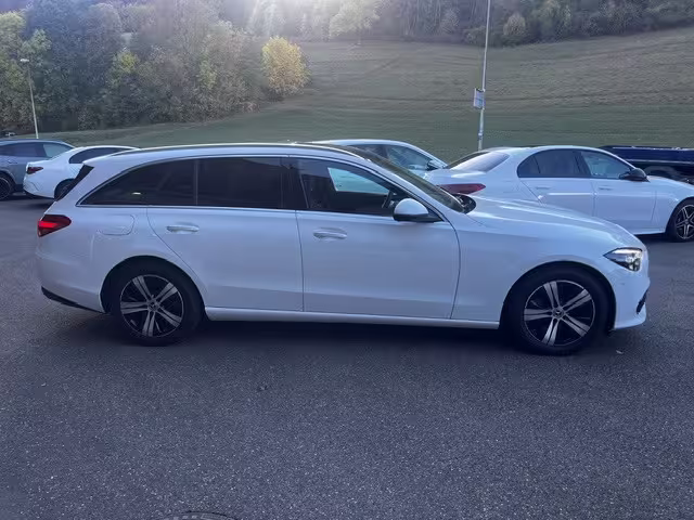 Mercedes-Benz C 220 d T Avantgarde Distr Navi LED Pano AHK 360 C 220 - Bild 9