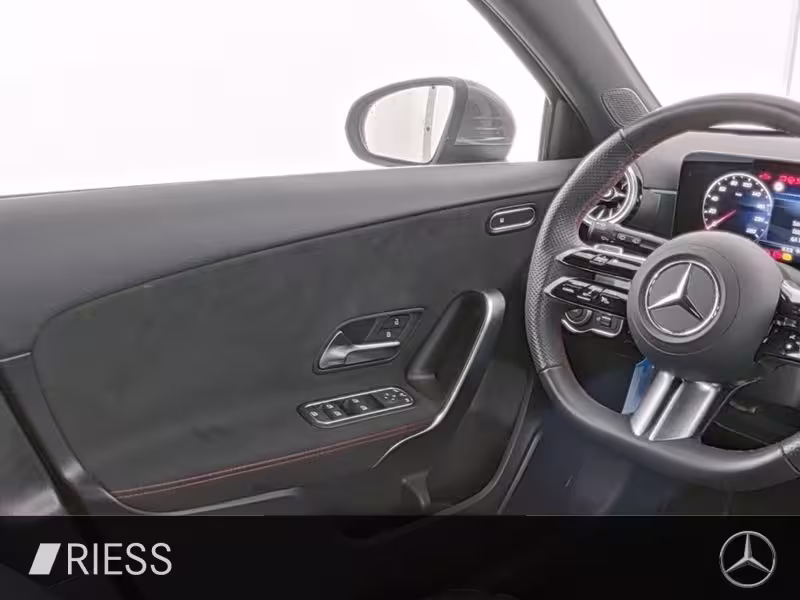 Mercedes-Benz A 250 4MATIC AUT Kam. KeyLess KlimaA LED LM Navi A 250 - Bild 9