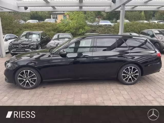 Mercedes-Benz E 200 T 4M AVANTGARDE Navi LED Schiebedach 18 E 200 - Bild 3
