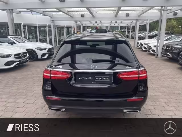 Mercedes-Benz E 200 T 4M AVANTGARDE Navi LED Schiebedach 18 E 200 - Bild 9