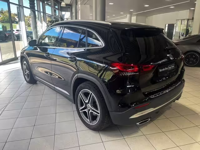 Mercedes-Benz GLA 250 4M AMG Sport Navi LED Sound AHK Pano 19 GLA 250 - Bild 6