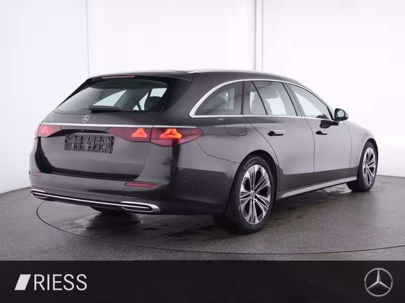 Mercedes-Benz E 220 d T-Modell AHK AUT Kam. KeyLess KlimaA LED E 220 - Bild 3