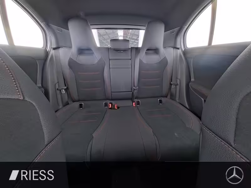 Mercedes-Benz A 200 AMG Sport Navi LED Pano Keyless 18 Kamera A 200 - Bild 8