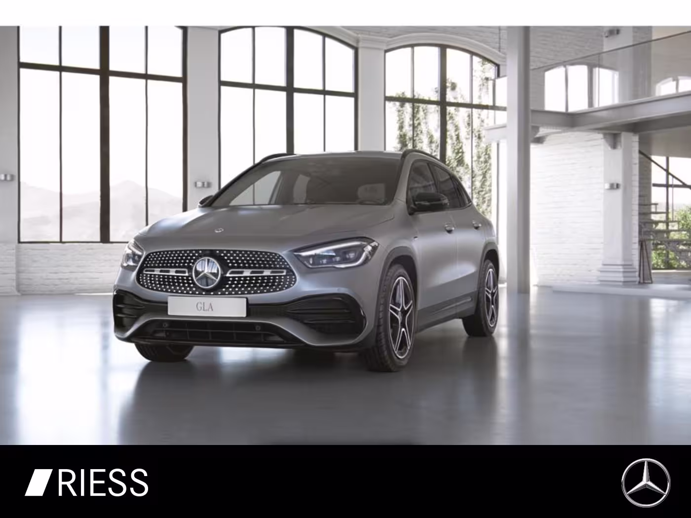 Mercedes-Benz GLA 250 e AMG magno Night HUD Ambi KAM Memory