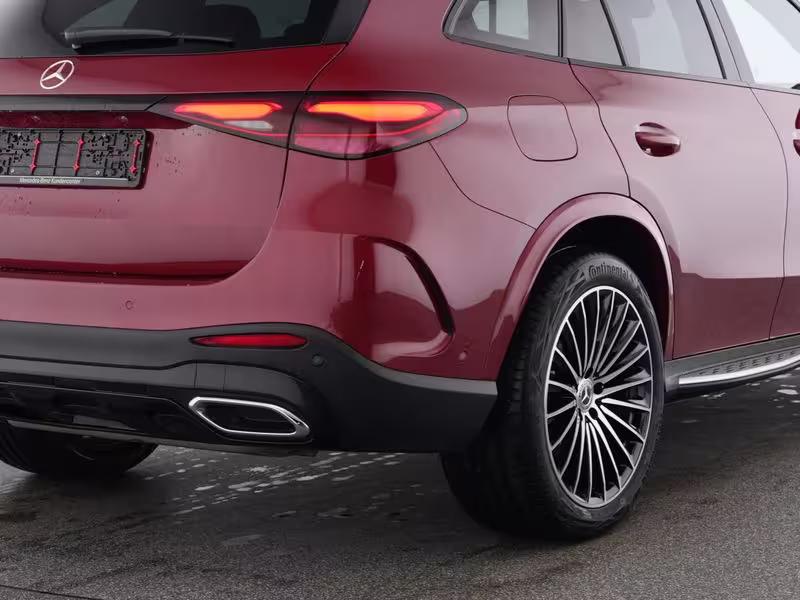 Mercedes-Benz GLC 300 4MATIC AMG Sport Night Distr PANO AHK Tritt GLC 300 - Bild 5