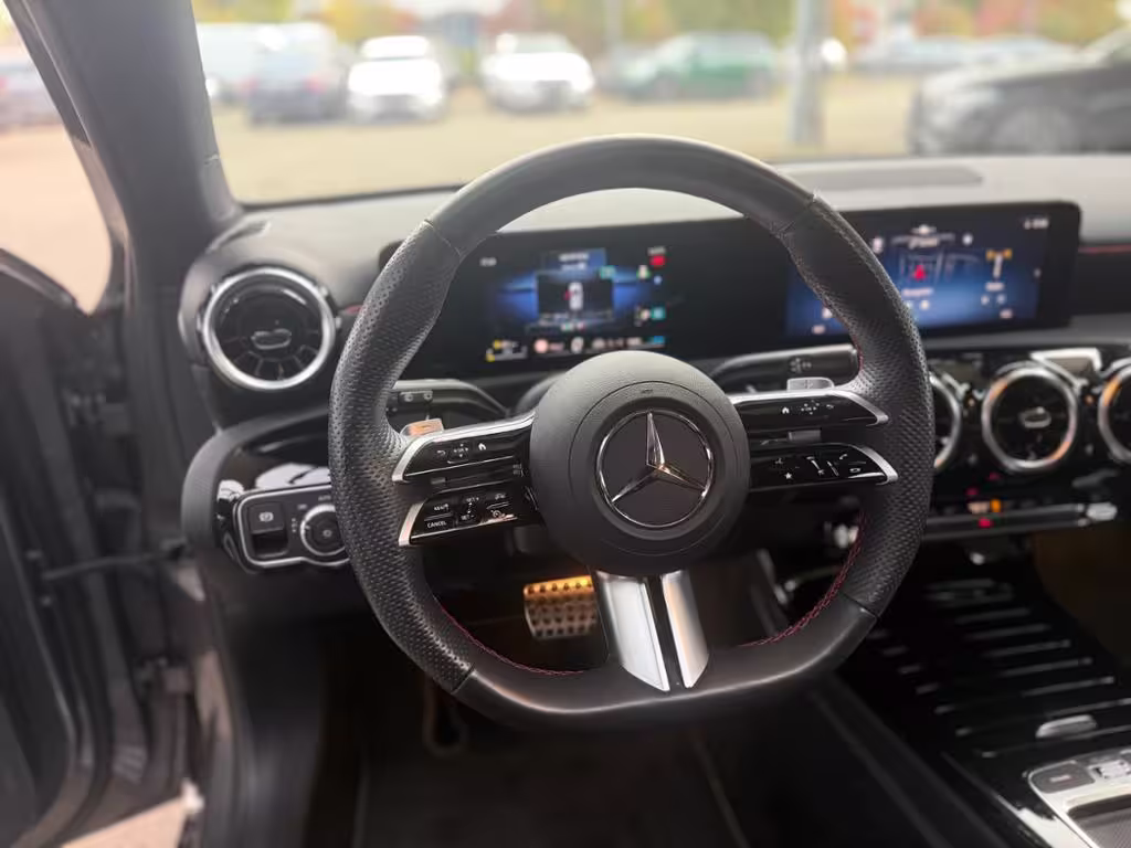 Mercedes-Benz A 180 AUT LM SoundSys SpurH Teilled. A 180 - Bild 13