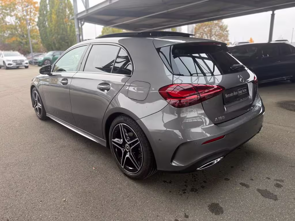 Mercedes-Benz A 180 AUT LM SoundSys SpurH Teilled. A 180 - Bild 8
