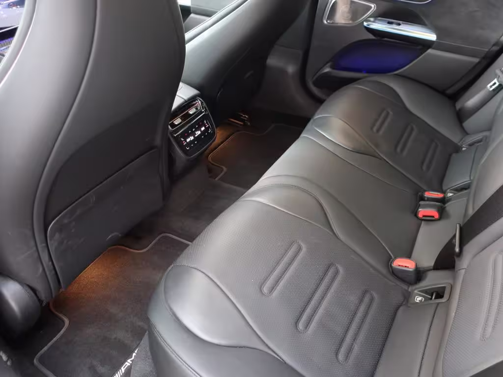 Mercedes-Benz EQE 43 AMG 4MATIC MAGNO PANO LEDER CARBON BURM EQE 43 - Bild 7