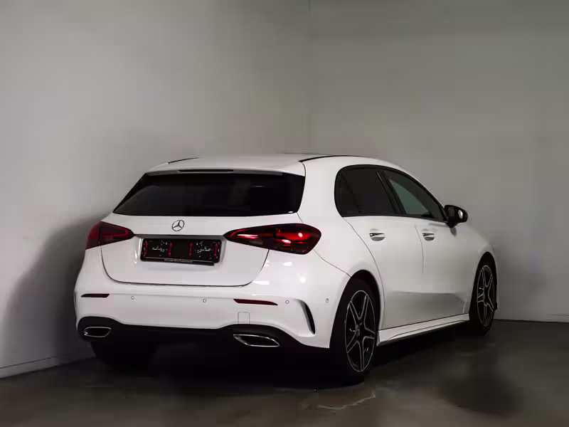 Mercedes-Benz A 220 d AMG Sport Night Navi LED Pano W-Paket 18 A 220 - Bild 3