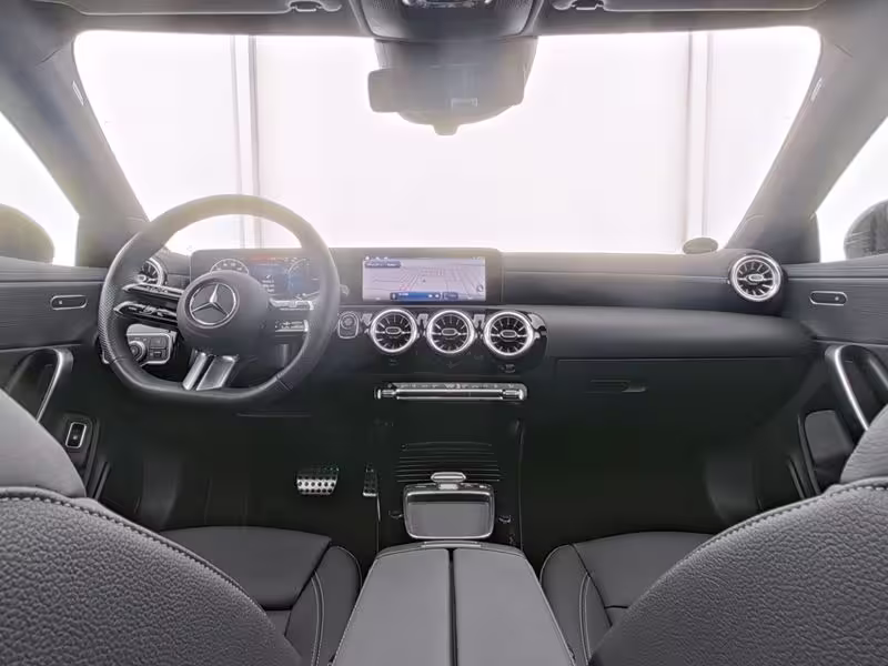 Mercedes-Benz CLA 250 e Coupé mit EQ Hybrid Technologie AUT LM CLA 250 - Bild 7