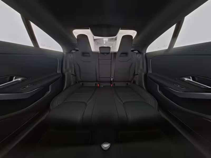 Mercedes-Benz CLA 250 e Coupé mit EQ Hybrid Technologie AUT LM CLA 250 - Bild 8